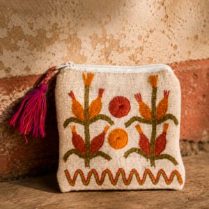 Bolsa blanca bordado de Milpa